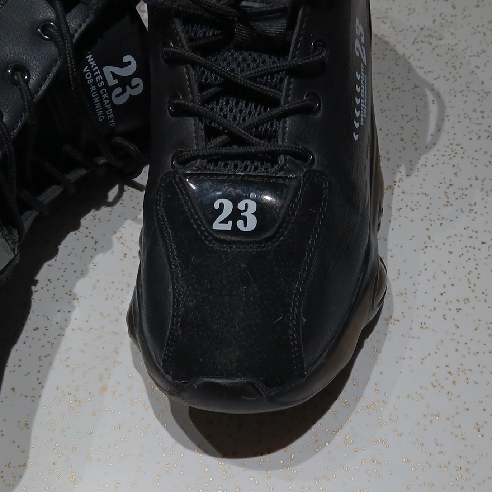 High Top Athletic Shoes With 23 Detail Sz 10 - Picture 10 of 14